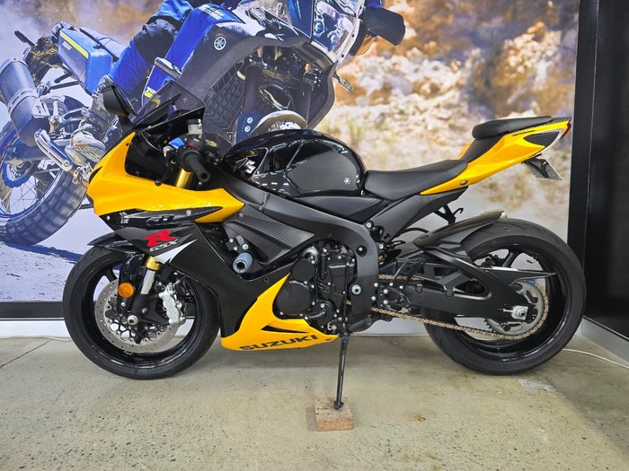 2016 Suzuki GSX-R750 YELLOW