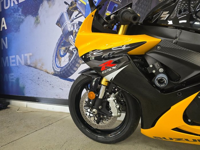 2016 Suzuki GSX-R750 YELLOW