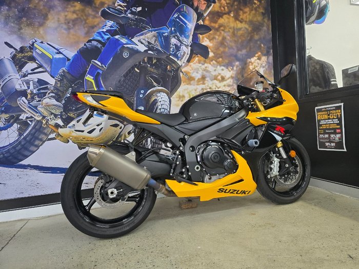 2016 Suzuki GSX-R750 YELLOW