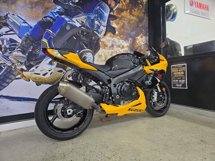 2016 Suzuki GSX-R750 YELLOW