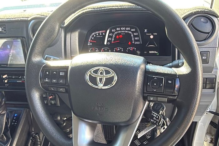 2024 Toyota Landcruiser GXL