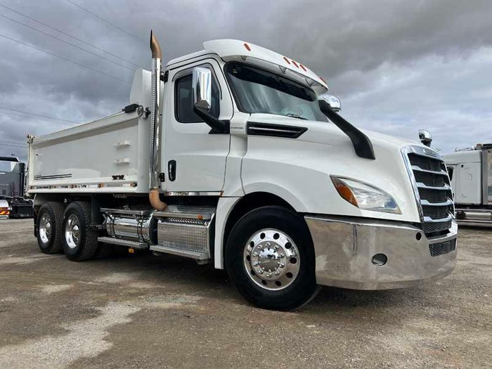 2022 Freightliner Cascadia