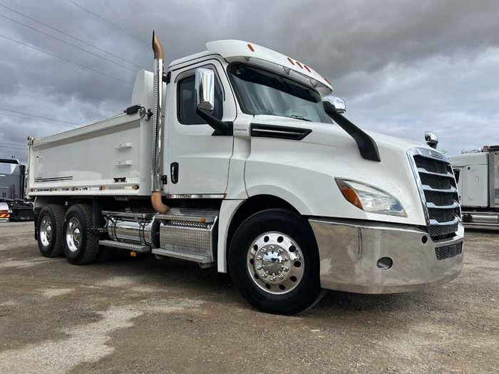 2022 Freightliner Cascadia