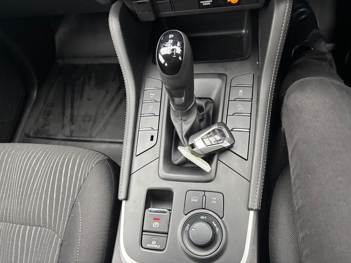 2026 Isuzu MU-X LS-M MY25.5 4X4 Dual Range Mercury Silver