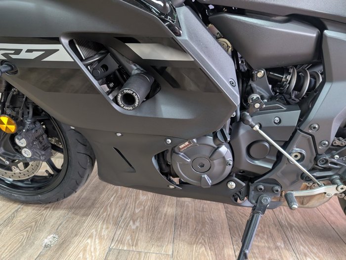 2024 Yamaha YZF-R7LA Black