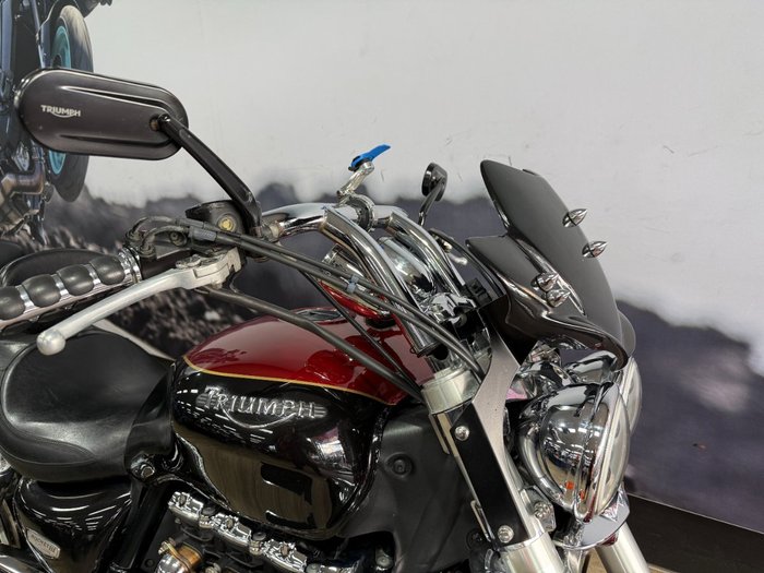 2006 Triumph ROCKET III CLASSIC MAROON