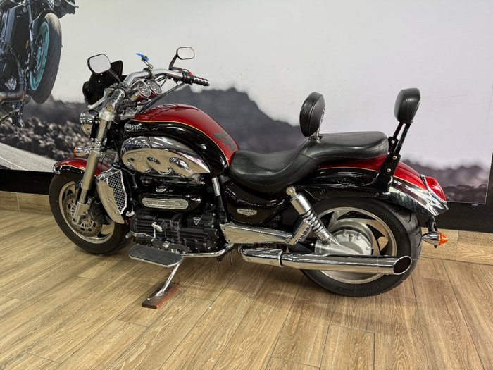 2006 Triumph ROCKET III CLASSIC MAROON