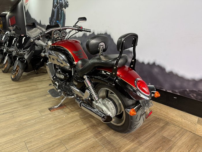 2006 Triumph ROCKET III CLASSIC MAROON