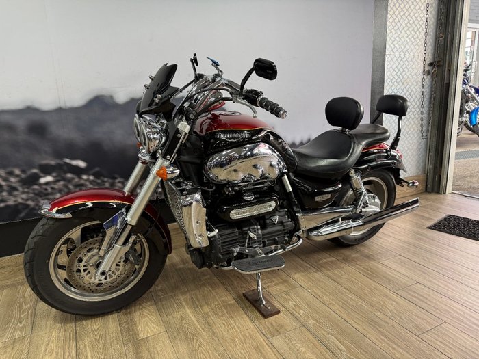 2006 Triumph ROCKET III CLASSIC MAROON