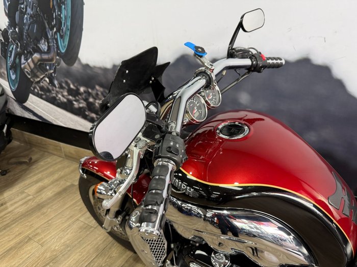 2006 Triumph ROCKET III CLASSIC MAROON