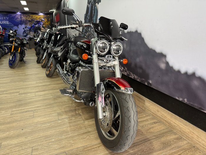2006 Triumph ROCKET III CLASSIC MAROON