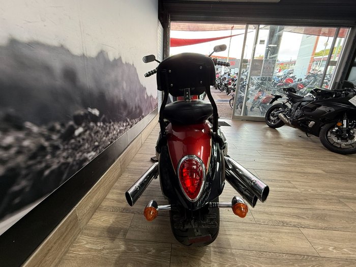 2006 Triumph ROCKET III CLASSIC MAROON