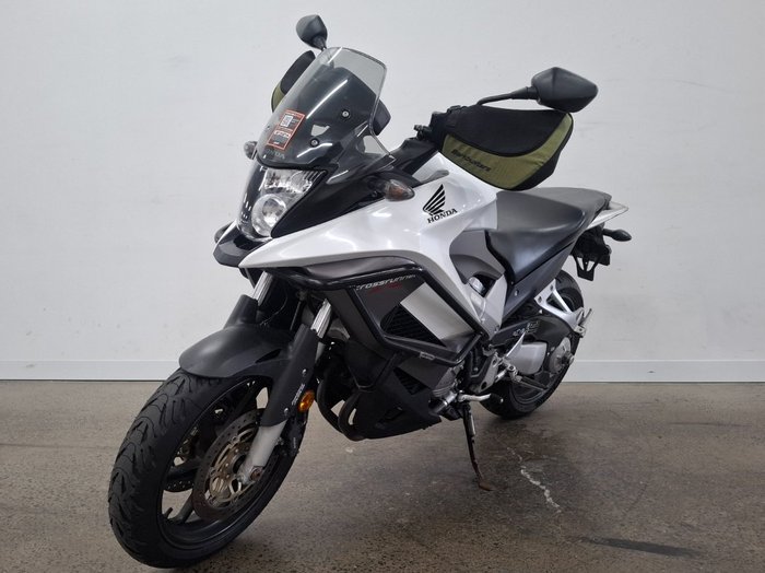 2012 Honda VFR800X CROSSRUNNER White