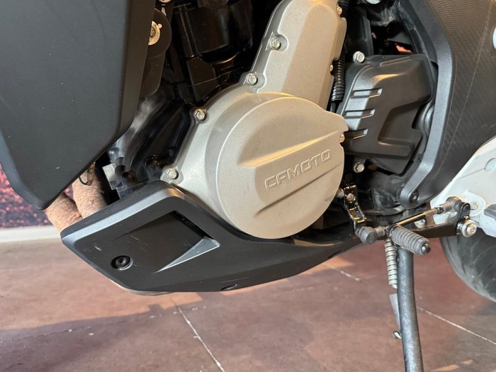 2022 CFMOTO 650MT MT Blue