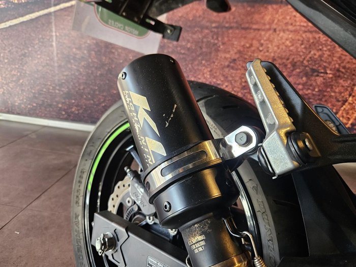 2021 Kawasaki Ninja 400 (EX400G) Ninja Green