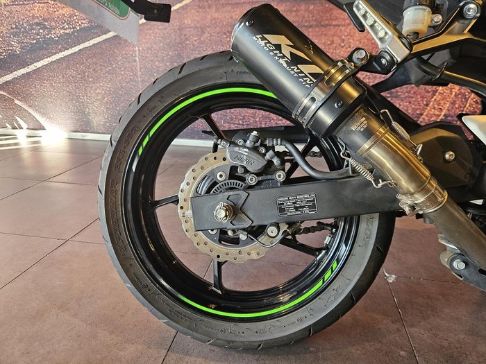 2021 Kawasaki Ninja 400 (EX400G) Ninja Green