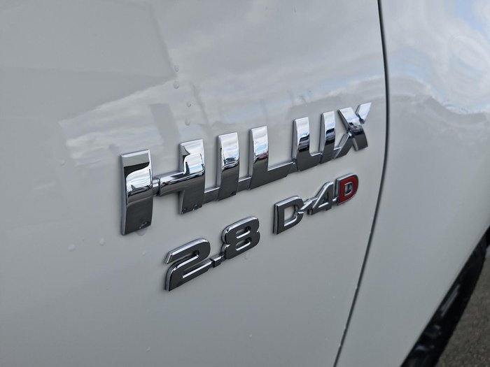 2024 Toyota Hilux SR