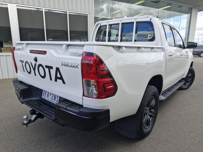 2024 Toyota Hilux SR