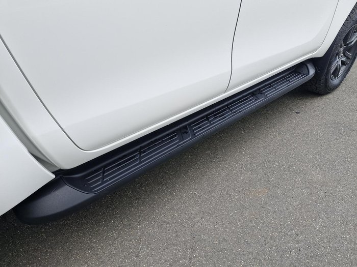 2024 Toyota Hilux SR