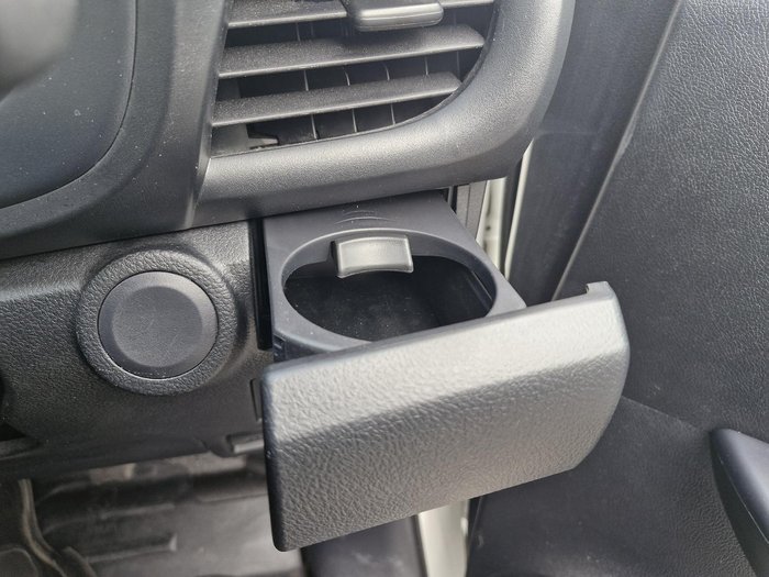 2024 Toyota Hilux SR