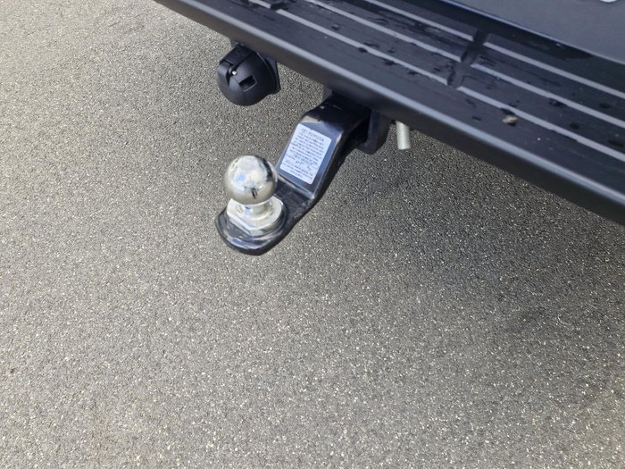 2024 Toyota Hilux SR