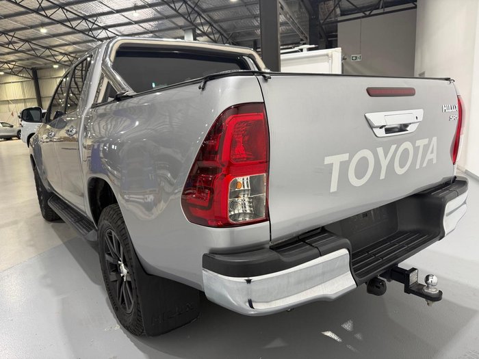 2019 Toyota Hilux SR5