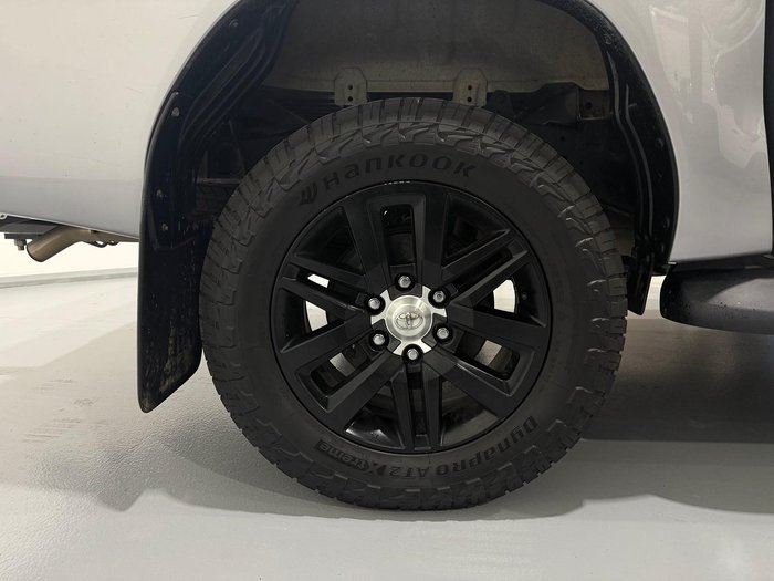 2019 Toyota Hilux SR5