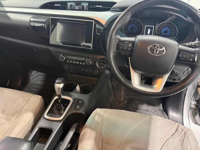 2019 Toyota Hilux SR5