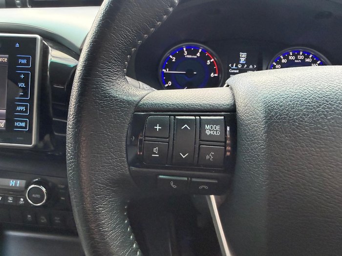 2019 Toyota Hilux SR5