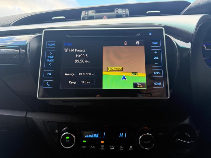 2019 Toyota Hilux SR5