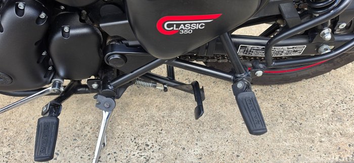 2022 Royal Enfield CLASSIC 350 DARK Black