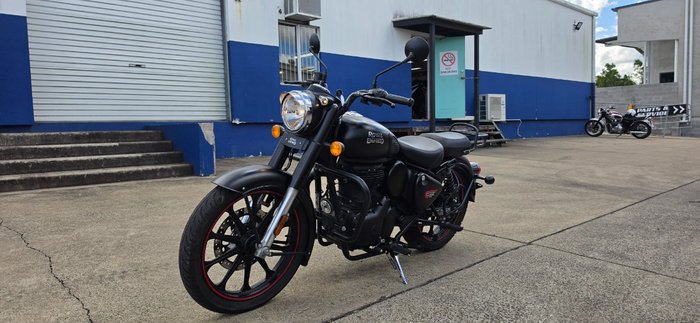 2022 Royal Enfield CLASSIC 350 DARK Black
