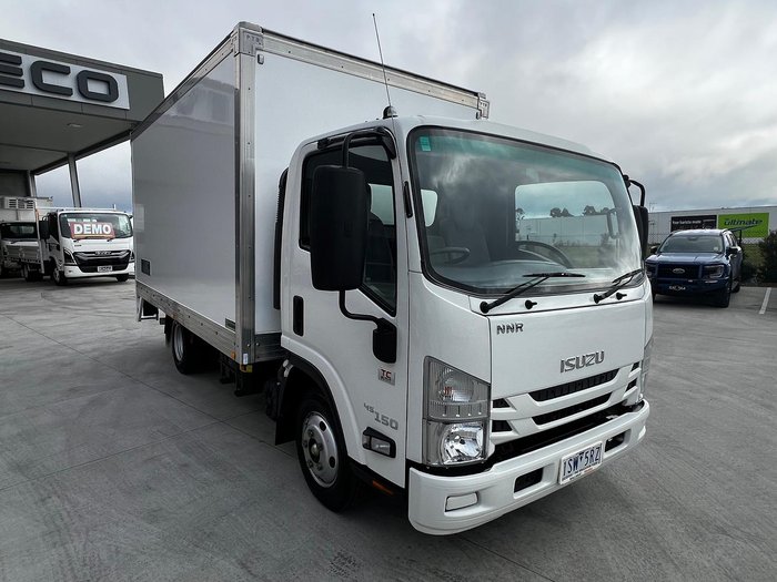 2021 Isuzu N Series NNR 45-150 Vanpack