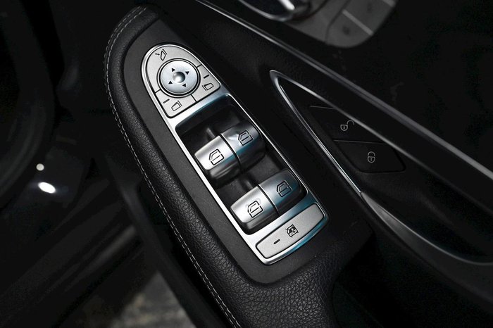 2018 Mercedes-Benz C-Class C300