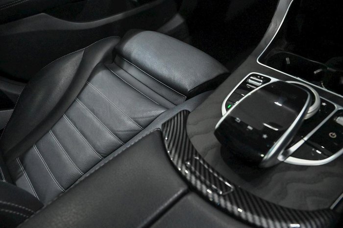 2018 Mercedes-Benz C-Class C300
