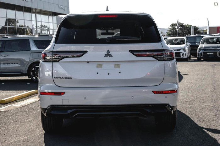 2026 Mitsubishi Outlander Black Edition
