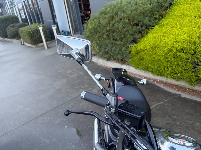 2018 Yamaha XVS650 V-STAR CUSTOM Black