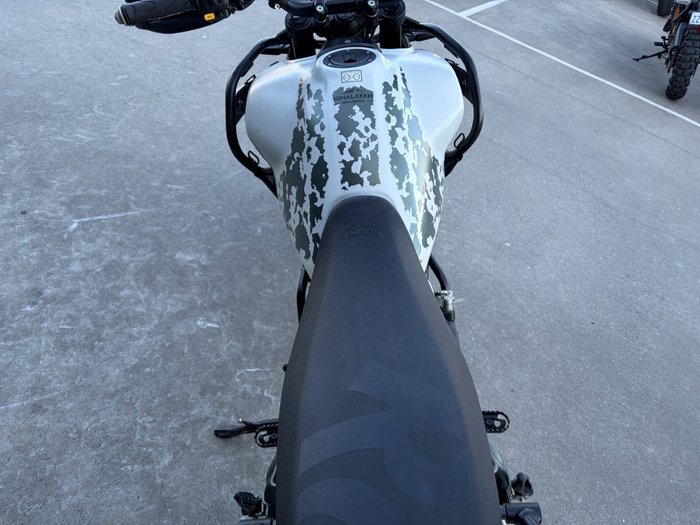 2024 Royal Enfield HIMALAYAN 450 White