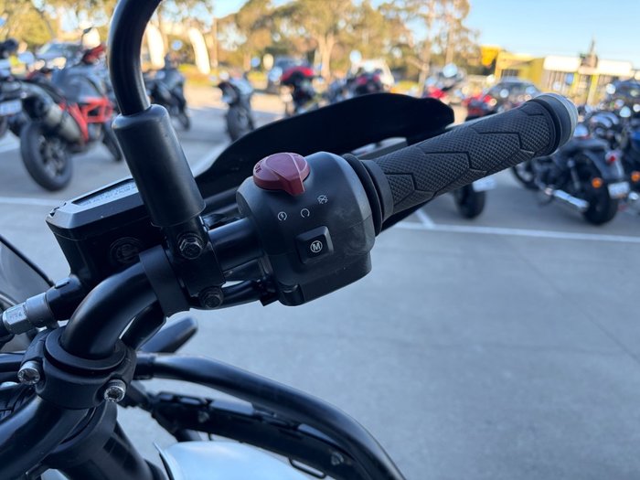 2024 Royal Enfield HIMALAYAN 450 White