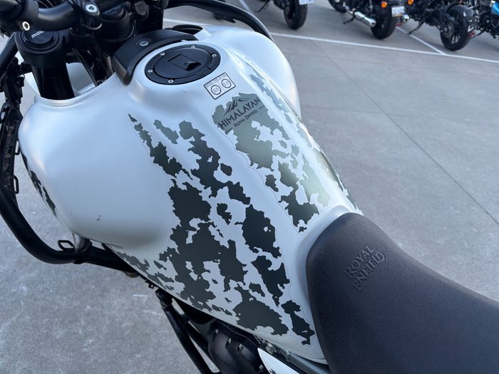 2024 Royal Enfield HIMALAYAN 450 White