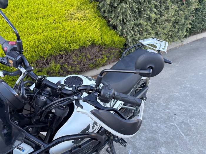 2024 Royal Enfield HIMALAYAN 450 White