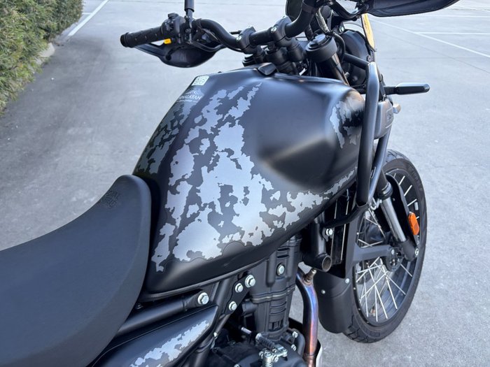 2025 Royal Enfield HIMALAYAN 450 BLACK