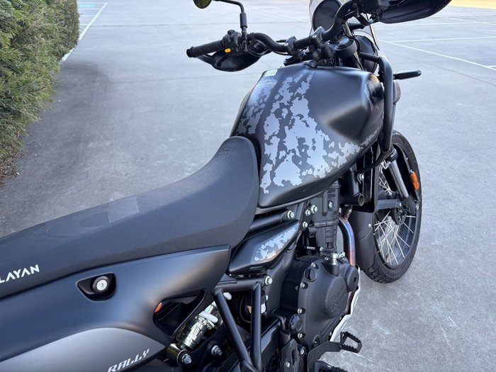 2025 Royal Enfield HIMALAYAN 450 BLACK