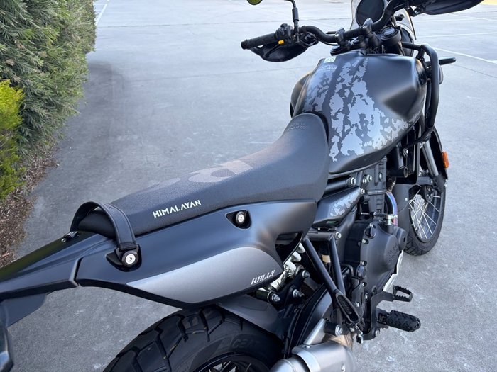 2025 Royal Enfield HIMALAYAN 450 BLACK