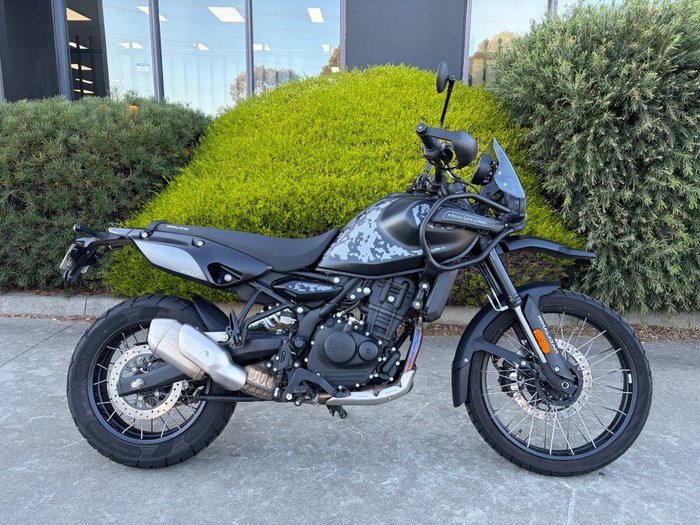 2025 Royal Enfield HIMALAYAN 450 BLACK