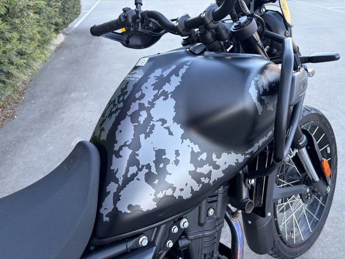 2025 Royal Enfield HIMALAYAN 450 BLACK
