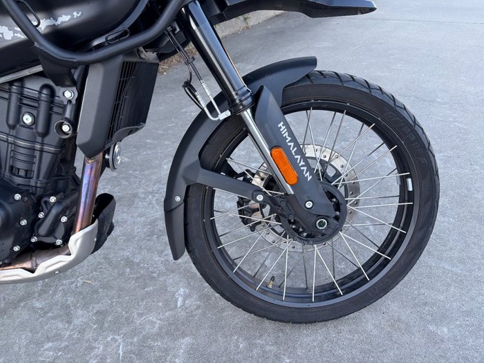 2025 Royal Enfield HIMALAYAN 450 BLACK