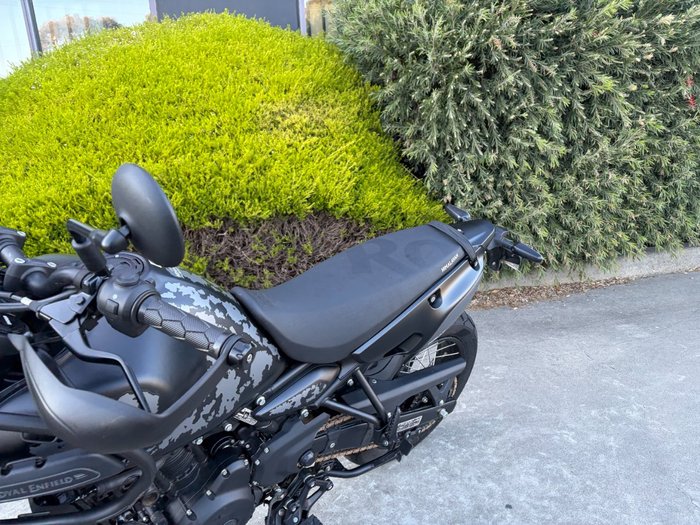 2025 Royal Enfield HIMALAYAN 450 BLACK