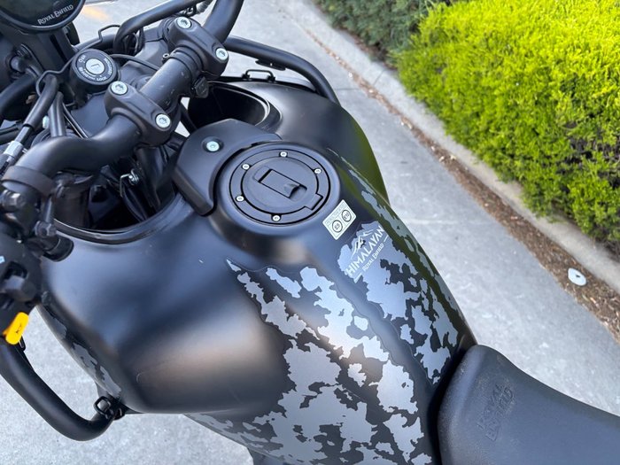 2025 Royal Enfield HIMALAYAN 450 BLACK