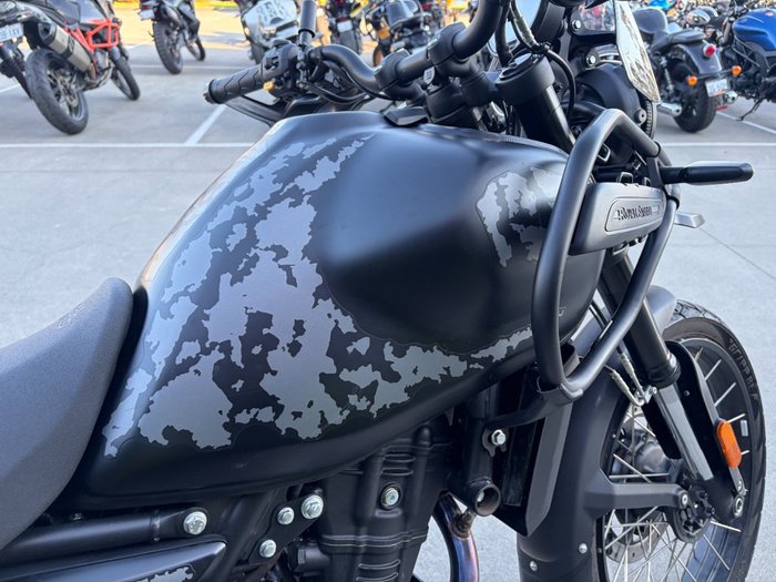 2025 Royal Enfield HIMALAYAN 450 BLACK
